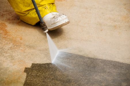 Best Time of Year for Driveway Cleaning in Central Texas